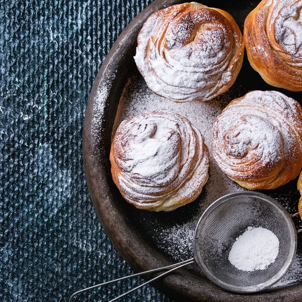 Modern pastries cruffins — Stock Photo, Image