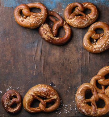 Bira aperatif simit