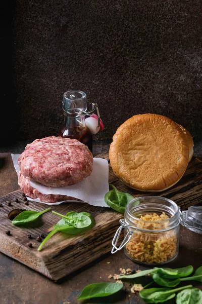 Ingredienti per fare hamburger — Foto Stock