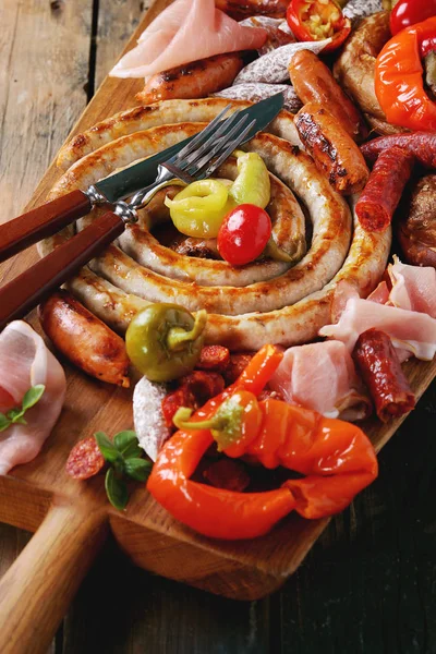 ขนมเนื้อหลายชนิดในเพรทเซล — ภาพถ่ายสต็อก