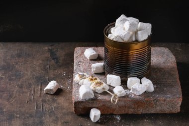 Ev yapımı vanilyalı krema 