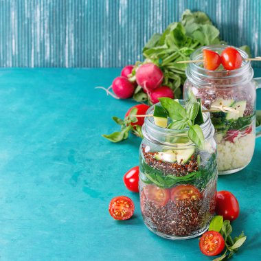 Salata Quinoa kavanoz