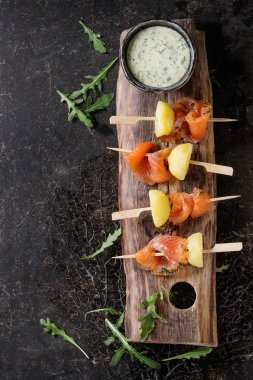 Meze somon füme ve patates ile