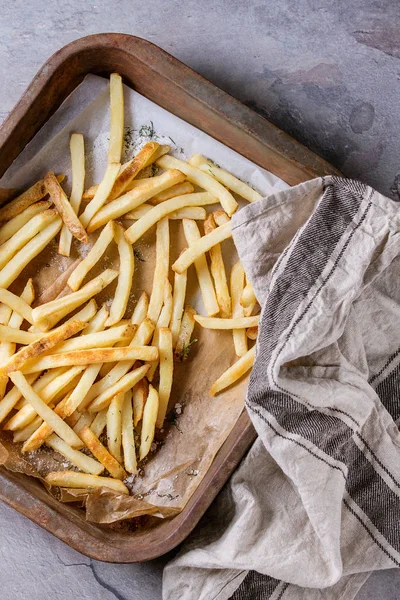 Fried chicken legs with french fries — Stock Photo, Image