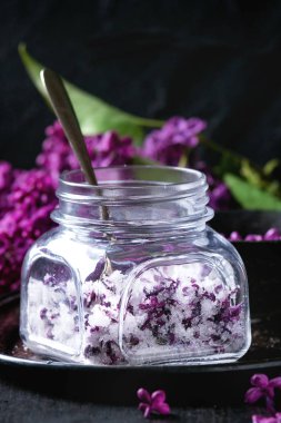 Şeker leylak çiçeği.