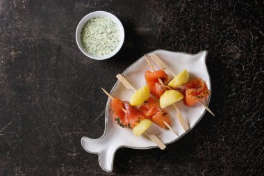 Meze somon füme ve patates ile