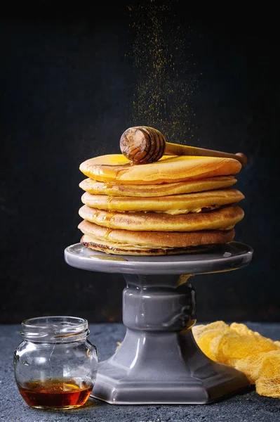 Pancake kunyit Ombre — Stok Foto