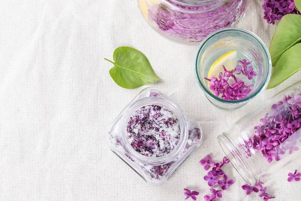 Flores de lila en azúcar —  Fotos de Stock