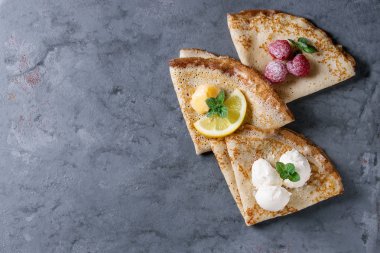 Tatlı krep krep farklı dolguları ile