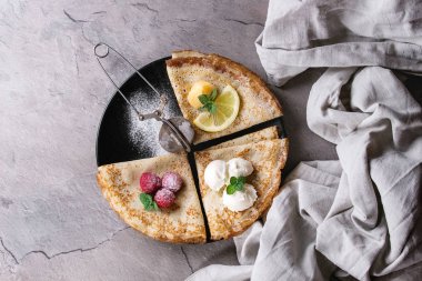 Tatlı krep krep farklı dolguları ile