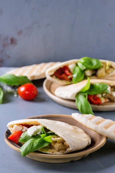 Pita bread sandwiches with vegetables