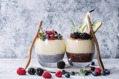 Chia puding pirinç lapası ile