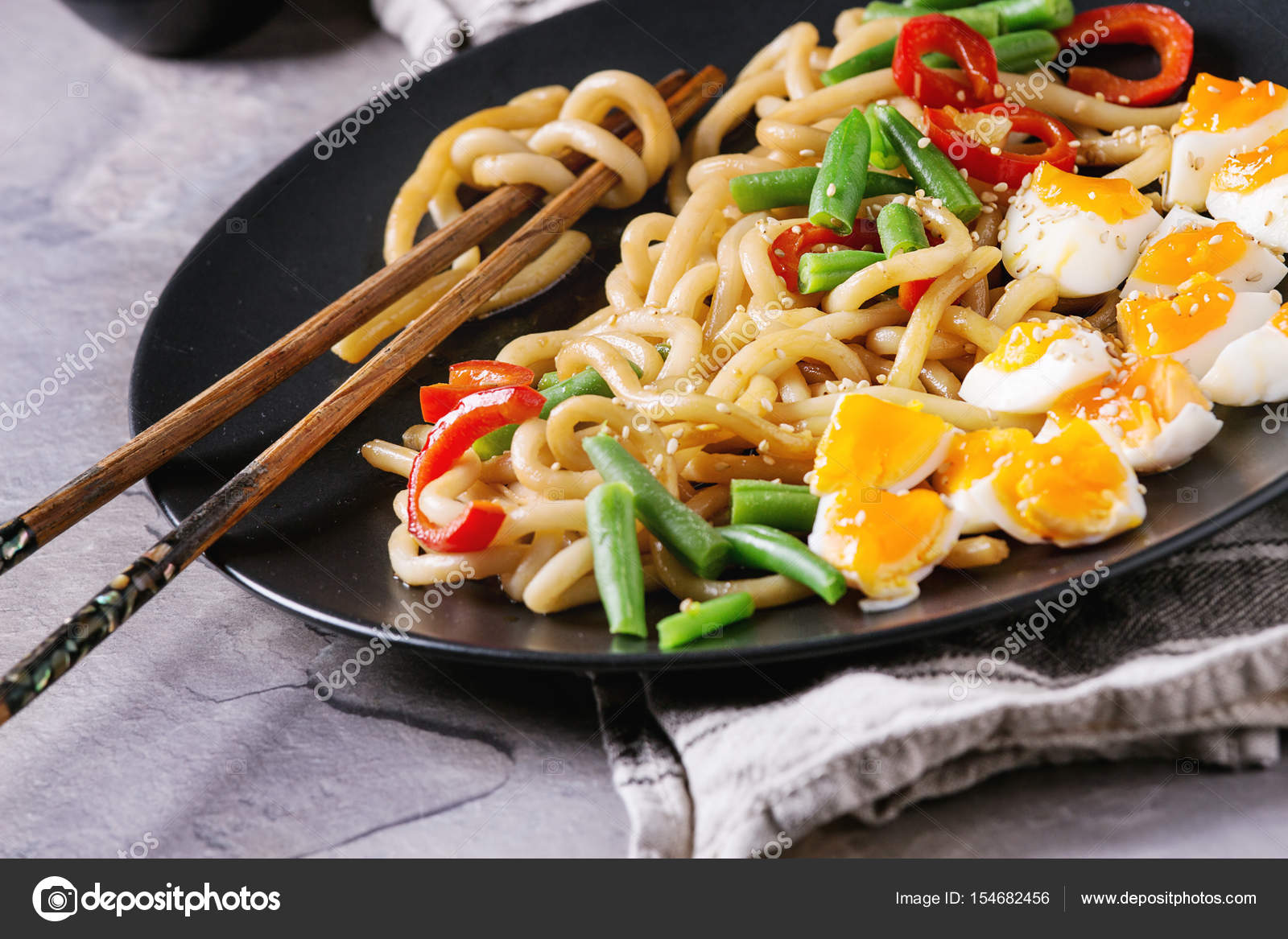 Stir fry udon noodles Stock Photo by ©NatashaBreen 154682456