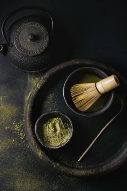 Yeşil çay tozu matcha ve içecek