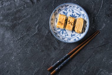 Japon haddelenmiş omlet Tamagoyaki