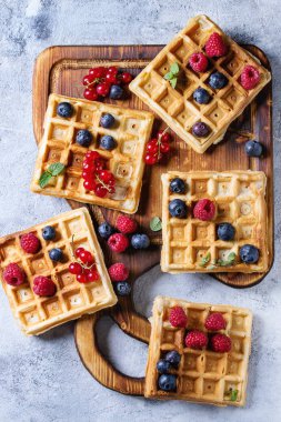 çilek ile Belçika waffle