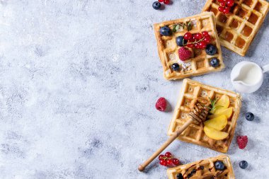 çilek ile Belçika waffle