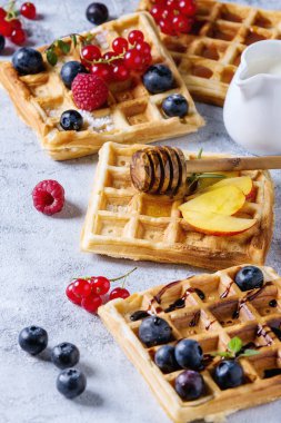 çilek ile Belçika waffle