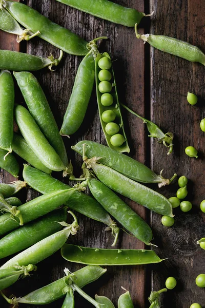 Genç yeşil bezelye