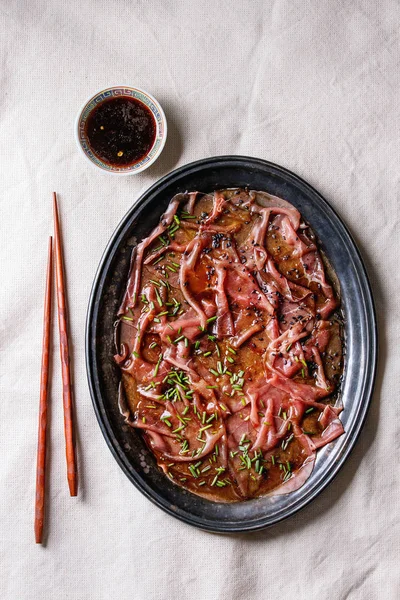 Estilo asiático Carpaccio de ternera — Foto de Stock