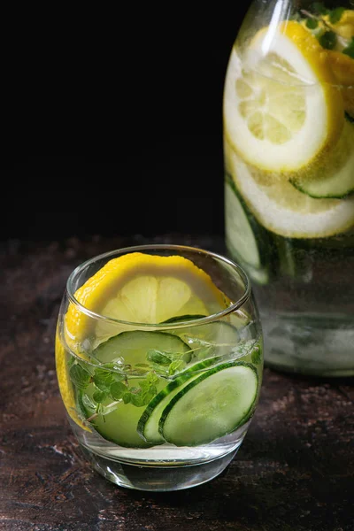 Citrus cucumber sassy water — Stock Photo, Image