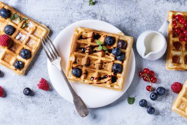 çilek ile Belçika waffle