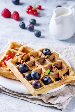 çilek ile Belçika waffle