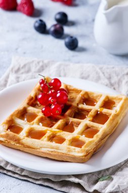 çilek ile Belçika waffle