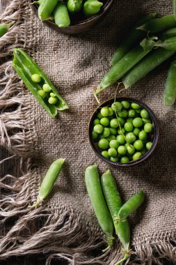 Genç yeşil bezelye