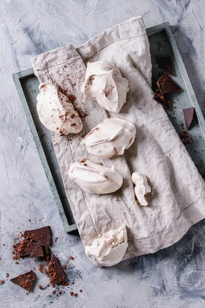 Meringue met chocolade bakken — Stockfoto