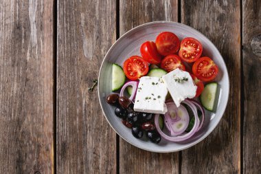 Yunan salatası için malzemeler