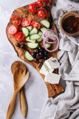 Yunan salatası için malzemeler