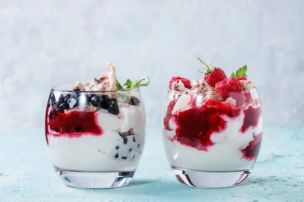 Postre de verano Eton Mess — Foto de Stock