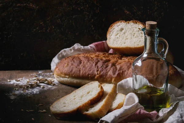 Pane di grano bianco fatto in casa — Foto Stock