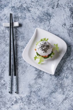 Pirinç suşi burger