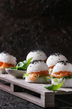 Pirinç suşi Burger