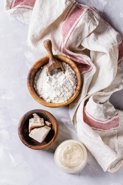 Sauerteig zum Brotbacken — Stockfoto