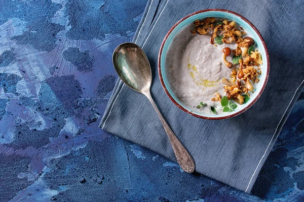 Mantar kremalı çorba.