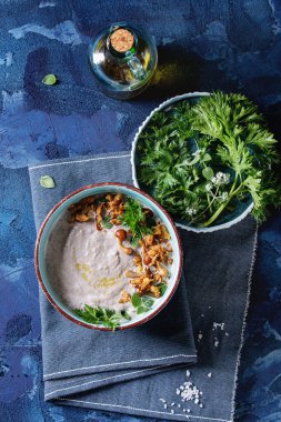 Mantar kremalı çorba.