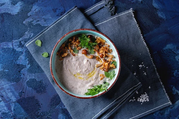 Mantar kremalı çorba.