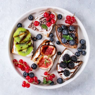 Tatlı sandviç çilek ile