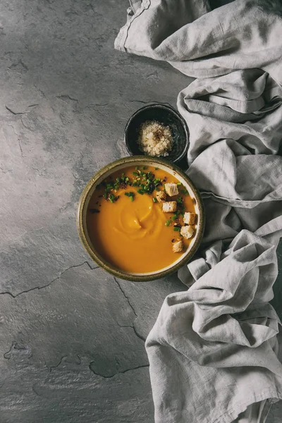 Kürbiskarottensuppe — Stockfoto