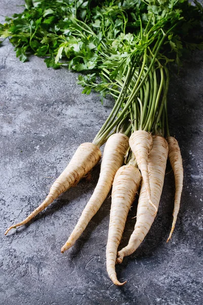 Bohça-in taze yaban havucu