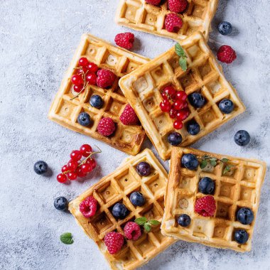 çilek ile Belçika waffle