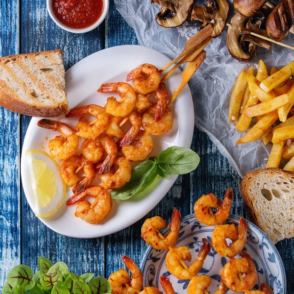 Barbekü baharatlı karides kebap