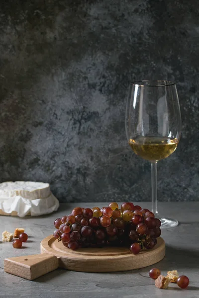 Uva, formaggio e vino — Foto Stock