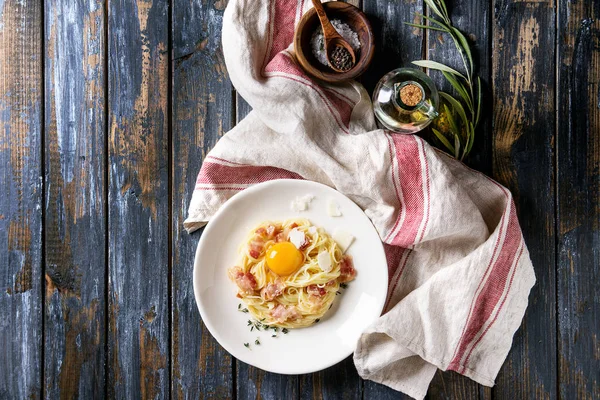 Pastas carbonara italianas — Foto de Stock