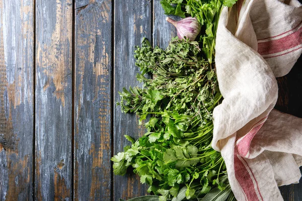 Variety of herbs — Stock Photo, Image