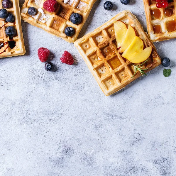 çilek ile Belçika waffle