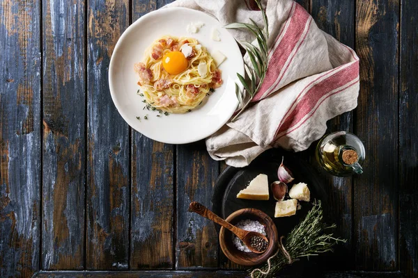 Italienische Pasta Carbonara — Stockfoto